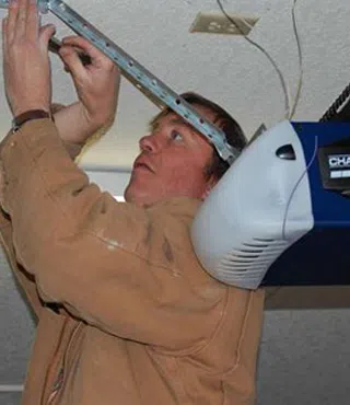 Edmonds Garage Door Shop Edmonds, WA 425-880-3884 - sb-garage-door-maintenance